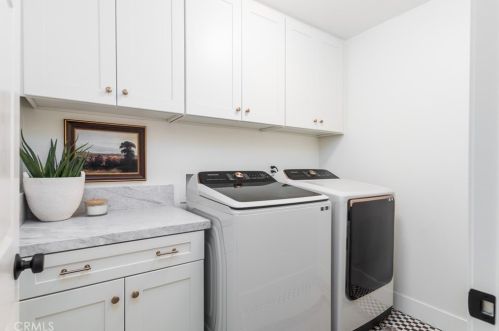 43020 Noble Ct, Temecula CA  92592-4385 exterior