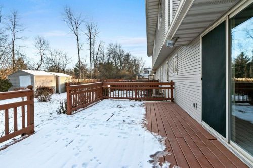 1046 Melody Dr, Green Bay WI  54303-6375 exterior