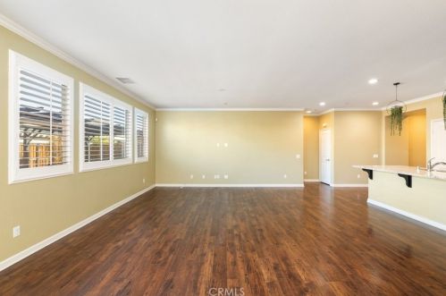 29342 Fall Classic, Lake Elsinore CA  92530 exterior