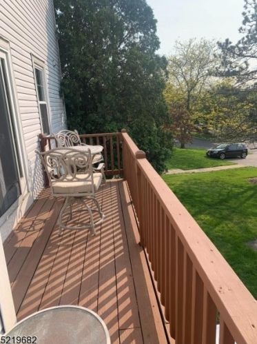 15 Green Heron Dr, Hackettstown NJ  07840-3302 exterior