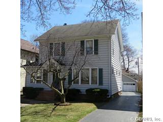 221 Westchester Ave, Rochester, NY 14609-4324