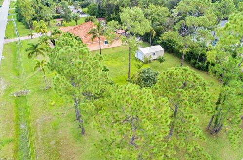 24485 Golden Eagle Ln, Bonita Springs, FL 34135-7654