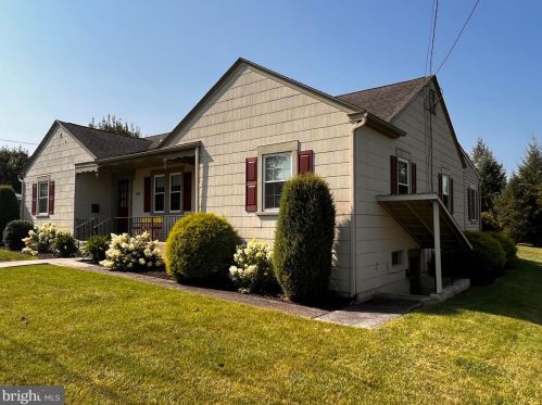 102 Beaver St, Siddonsburg PA  17019-1203 exterior