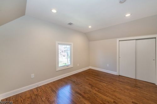 57 Van Pelt Pl, Little Falls NJ  07424-1087 exterior