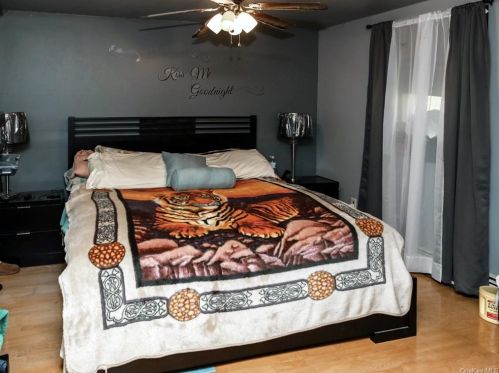 14 Oak Ln, Middletown NY  10940-6914 exterior