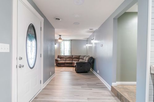 115 High St, Hebron OH  43025-9038 exterior