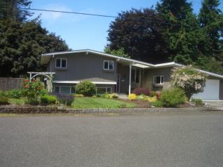 6243 Sarazen St, Olympia, WA 98513-8300