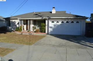 292 Eastman St, Hayward, CA 94544-2912
