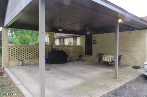 1102 8th Ave, Graceville FL  32440-2408 exterior
