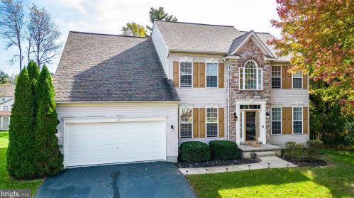 515 Florence Fields Ln, New Castle DE  19720-8752 exterior