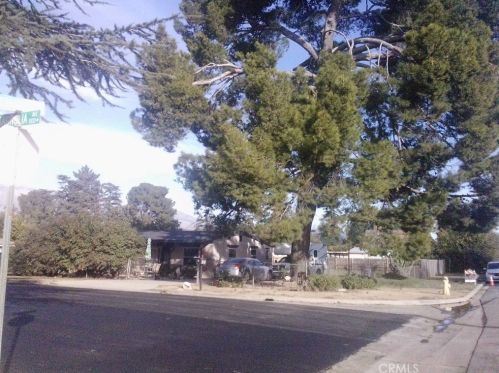 1002 Magnolia Ave, Beaumont CA  92223-1837 exterior