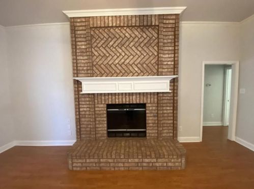2749 Crystal Glenn Cir, Hurst TX  76054-2428 exterior