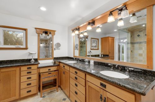 1322 Hamilton Ln, Escondido CA  92029-4316 exterior