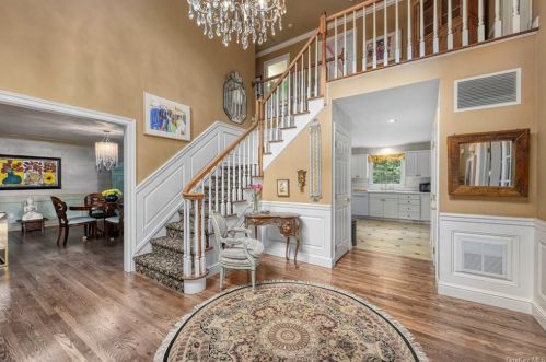19 Ashwood Rd, Lewisboro, NY 10590-1601