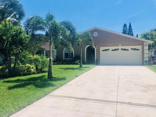 3176 Duane Ave, Oldsmar FL  34677-5600 exterior