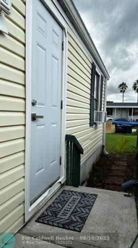 21750 3rd St, Hollywood, FL 33029-1037