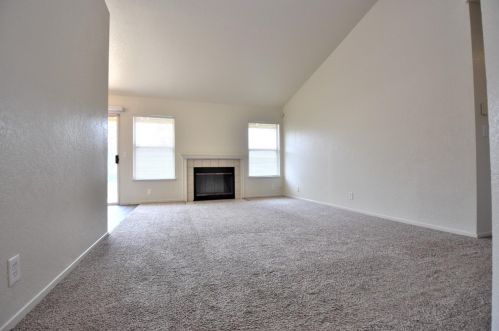 1040 Fallon Woods Way, Rio Linda CA  95673-2430 exterior