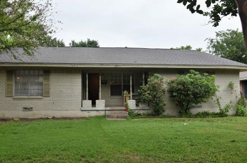 900 Spring Valley Plz, Richardson, TX 75080-6726