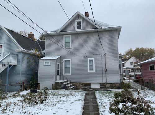 873 Cook Ave, Saint Paul, MN 55106-3215