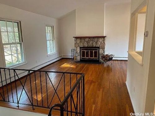 142 Loder Rd, Yorktown Hgts NY  10598-3911 exterior