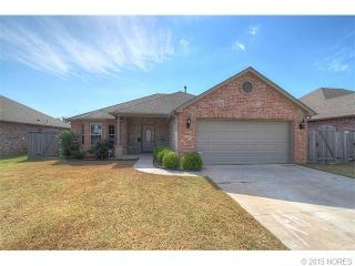 1350 Ross Ave, Sapulpa, OK 74066-8382