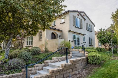 28474 Camino Del Arte Dr, Santa Clarita CA  91354-3094 exterior