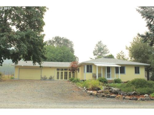 38108 Queens Rd, Marcola OR  97454-9731 exterior