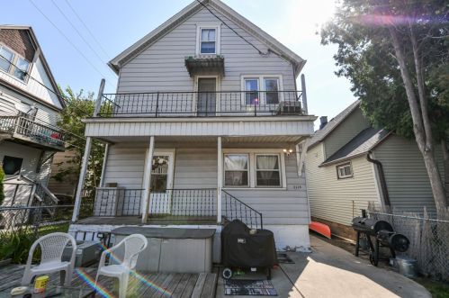 3115 Brisbane Ave, Milwaukee WI 53207-2605 exterior