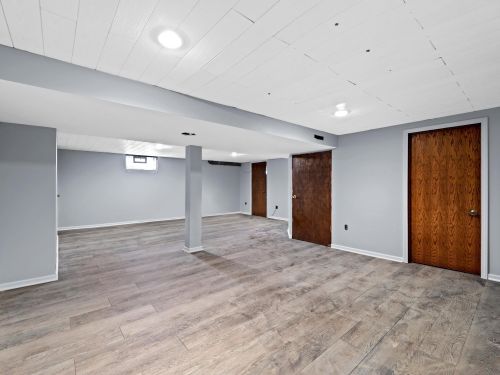 1110 Evergreen Dr, Waukesha WI  53188-2318 exterior