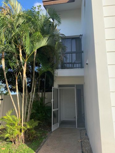 1490 White Pine Dr, West Palm Beach, FL 33414-5705