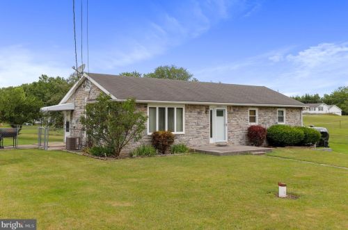 10601 Scenic View Dr, Upton PA  17225-9359 exterior