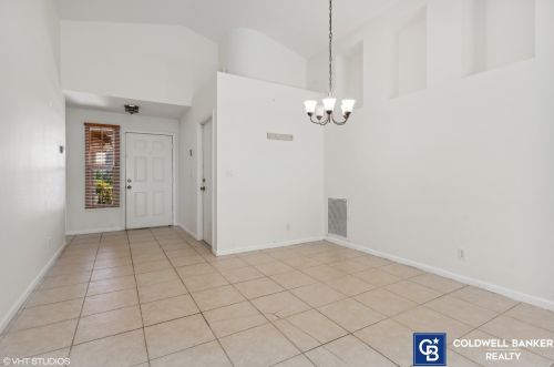 2709 Pointe Cir, West Palm Beach, FL 33413-2154