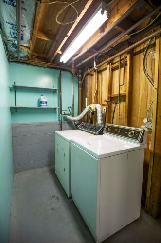 9 Mulberry Rd, Salem NH  03079-3801 exterior