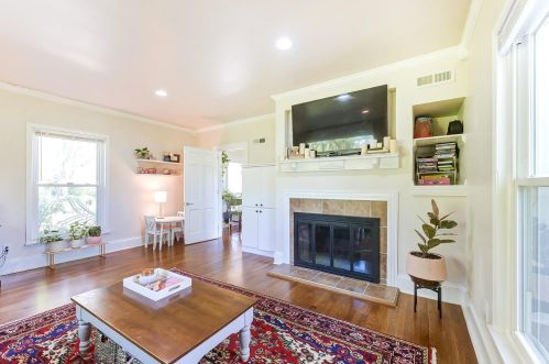 3260 Galbraith Rd, Cincinnati OH 45239-3903 exterior