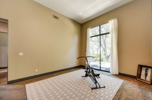 2913 Capetanios Dr, Folsom CA  95762-4606 exterior