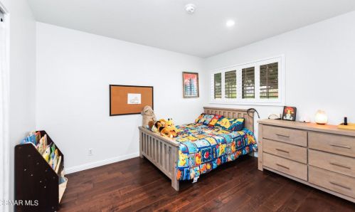 3360 Big Spg Ave, Simi Valley CA 93063-1316 exterior