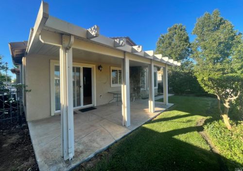 404 Riverwood Ln, Rio Vista CA  94571-5107 exterior