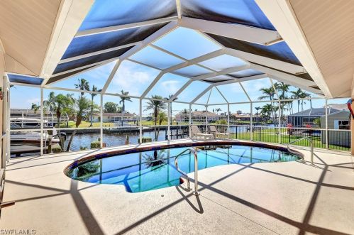 3749 2nd Ave, Cape Coral, FL 33904-4808