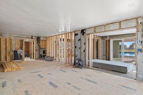 5 Fairview Blvd, Fort Myers Beach FL  33931-4565 exterior