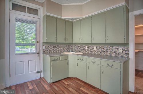 529 West St, Carlisle PA  17013-2838 exterior