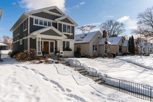 3917 Ewing Ave, Minneapolis MN 55410-1053 exterior