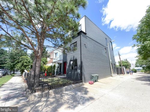 1010 15th St, Washington, DC 20003-3213