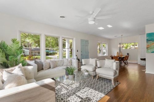 1262 Mercedes Pl, Orlando, FL 32804-6724