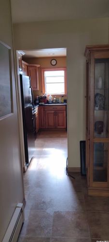 36 Broadway, Holtsville, NY 11742-1616
