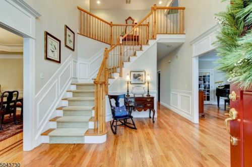 141 Hearthstone Dr, West Milford Lakes, NJ 07480-3720