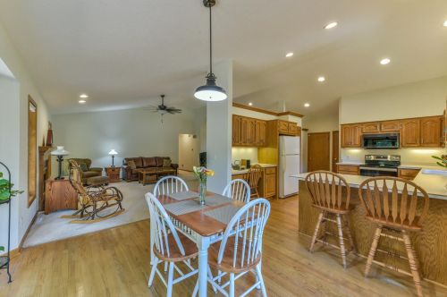 26411 Kendra Ln, Waterford WI  53185-2168 exterior