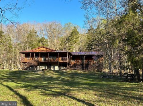 6319 Page Valley Rd, Richmond National Battlefiel VA  22835-7612 exterior