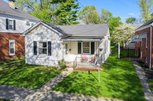 185 3rd St, New Harmony, OH 45176-1323