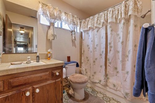 14822 Pueblo Dr, Manteca CA  95336-2550 exterior