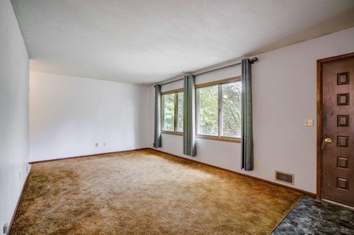 23180 Everton Ave, Columbus, MN 55025